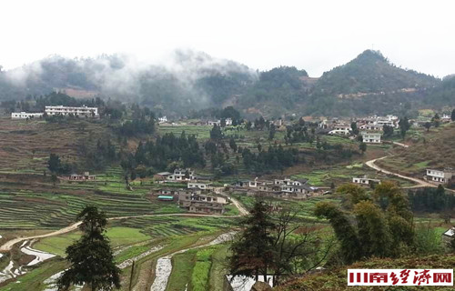 泸州:世界酒城宫景区与雷家风水