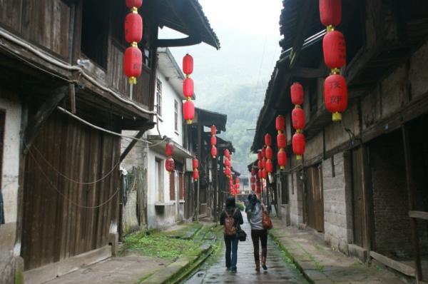 泸州纳溪：古意悠悠乐道子