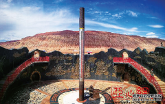 火焰山景区地表温度：83℃